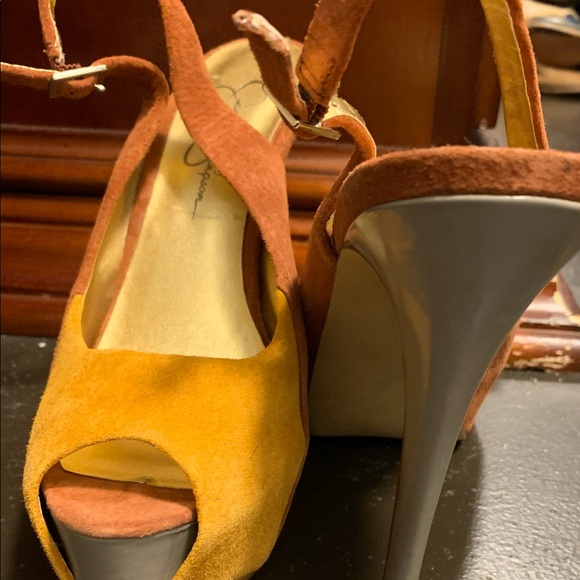 High heel shoes - Picture 5 of 6